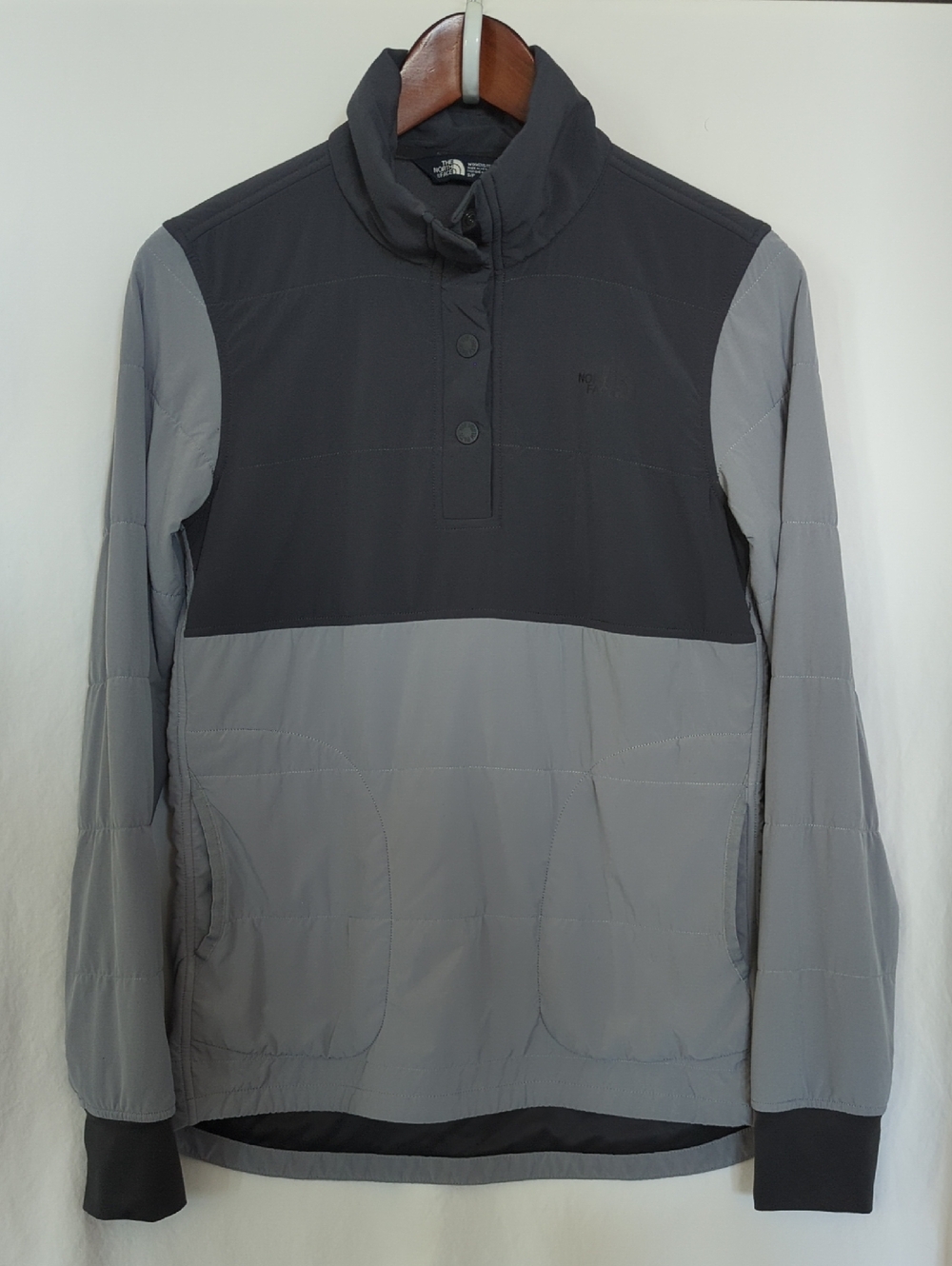 The North Face Mountain Sweatshirt Pullover Grey Colorblock NF0A3SV2